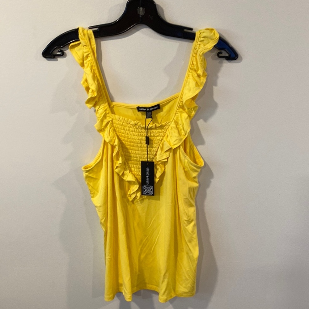 CABLE & GAUGE Women’s YELLOW Sleeveless Ruffle straps Top Size XL
